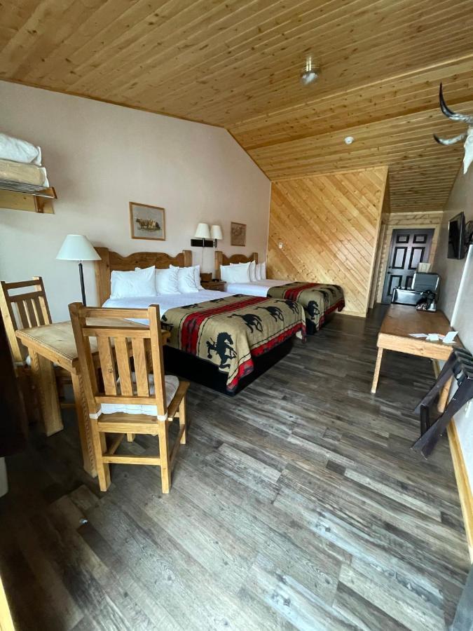 The Longhorn Ranch Resort Lodge & Rv Park Dubois Εξωτερικό φωτογραφία